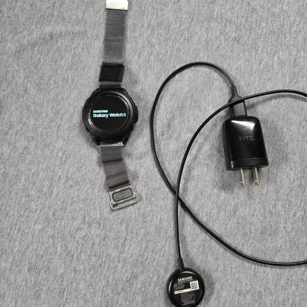 Samsung Galaxy Watch 3 - Silver and Black